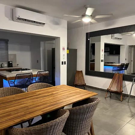 Departamento En 1Er Piso 2 Bdr 2Bath Tezal Apartment